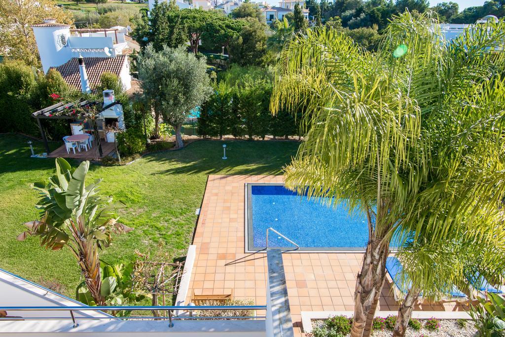 Pine Tree Apartments - Praia Da Coelha - البوفيرا المظهر الخارجي الصورة