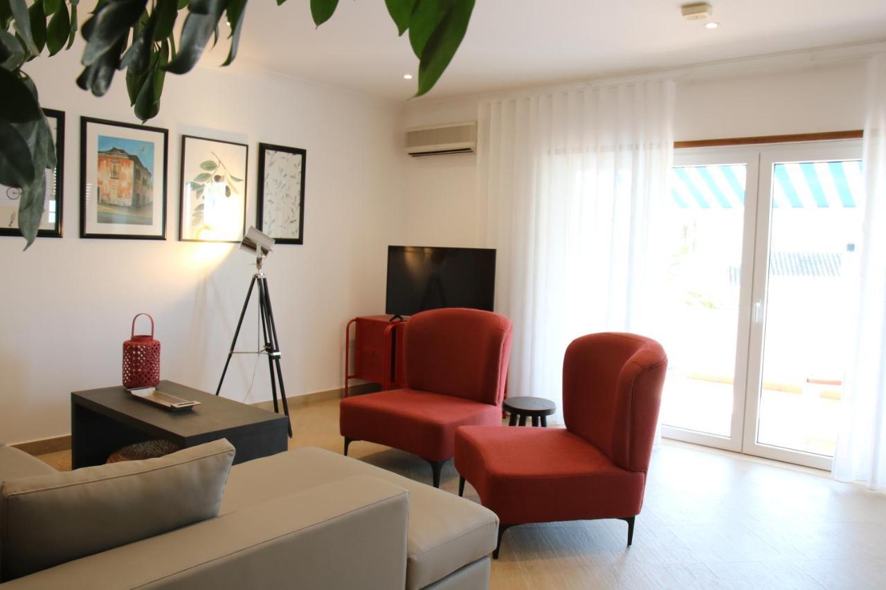 Pine Tree Apartments - Praia Da Coelha - البوفيرا المظهر الخارجي الصورة
