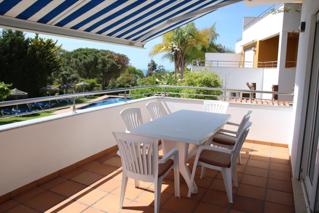 Pine Tree Apartments - Praia Da Coelha - البوفيرا المظهر الخارجي الصورة