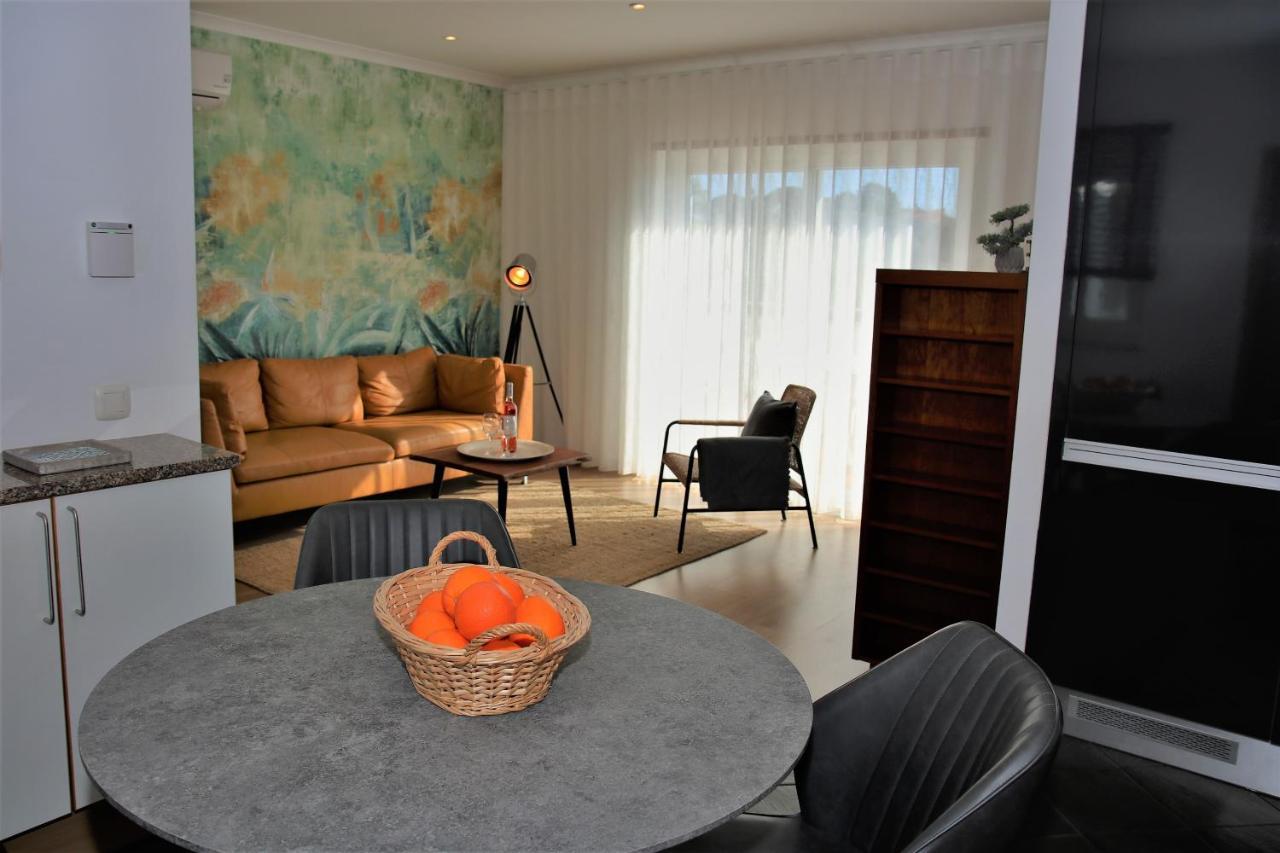 Pine Tree Apartments - Praia Da Coelha - البوفيرا المظهر الخارجي الصورة