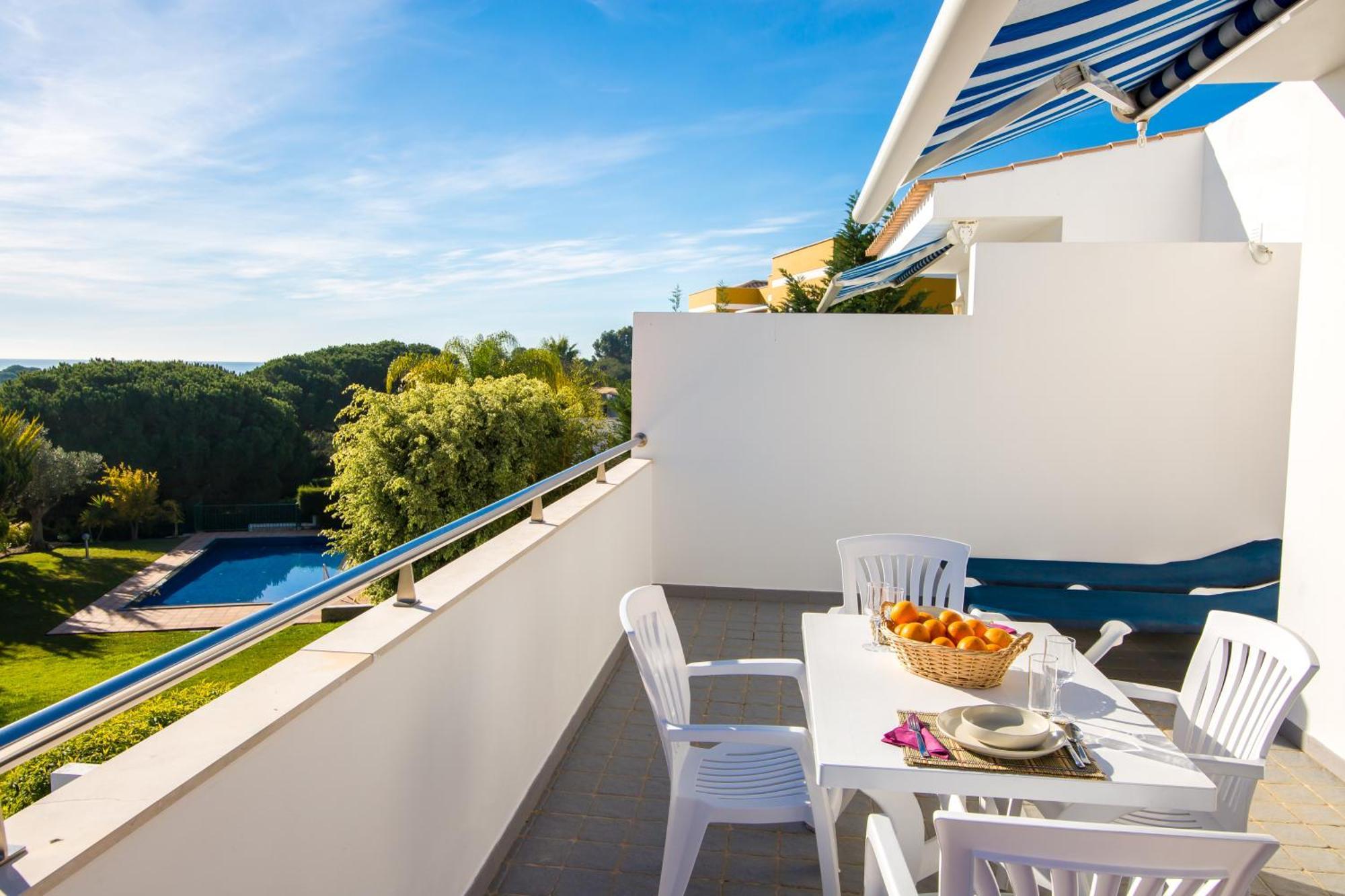 Pine Tree Apartments - Praia Da Coelha - البوفيرا الغرفة الصورة