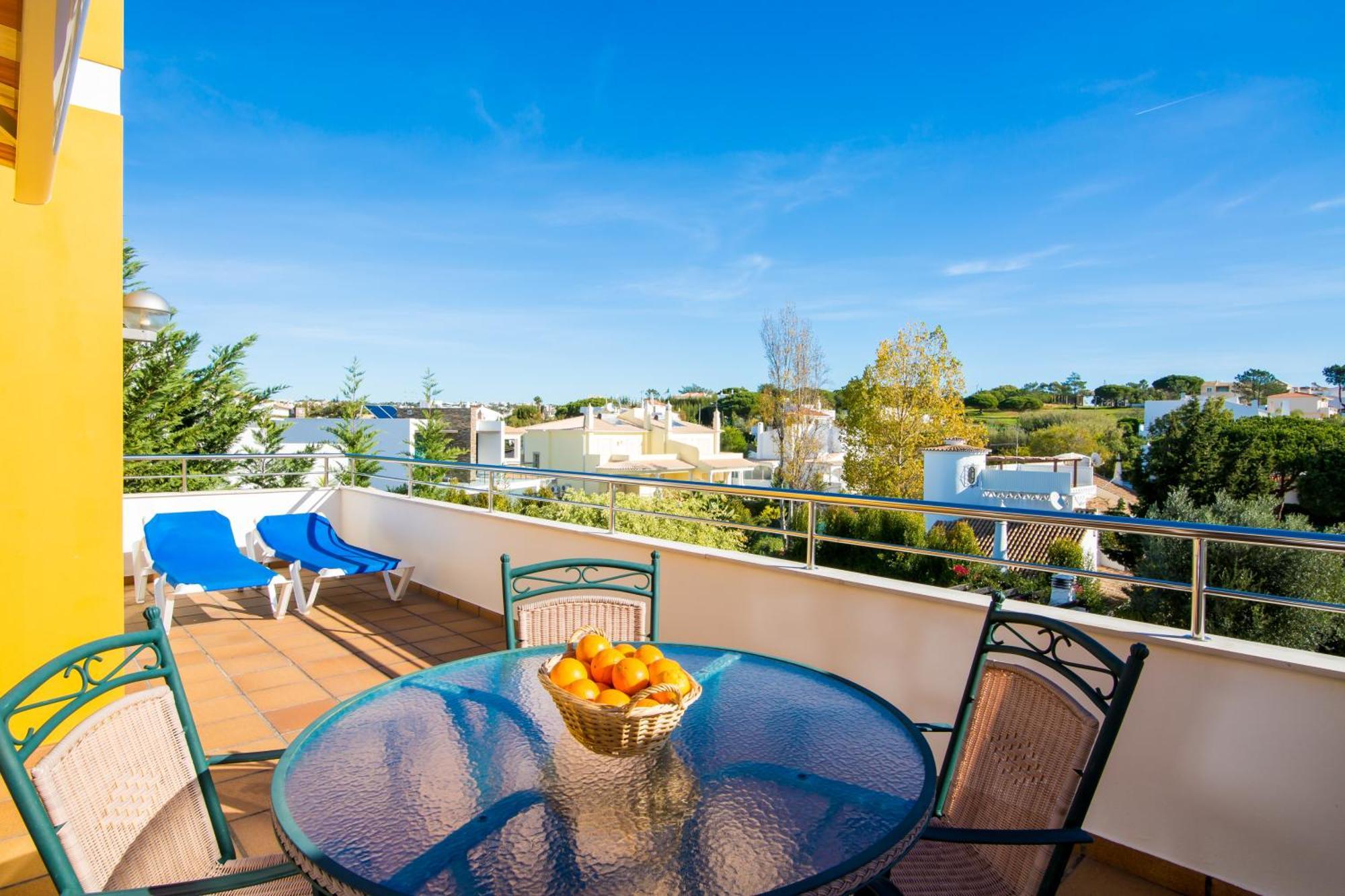 Pine Tree Apartments - Praia Da Coelha - البوفيرا الغرفة الصورة