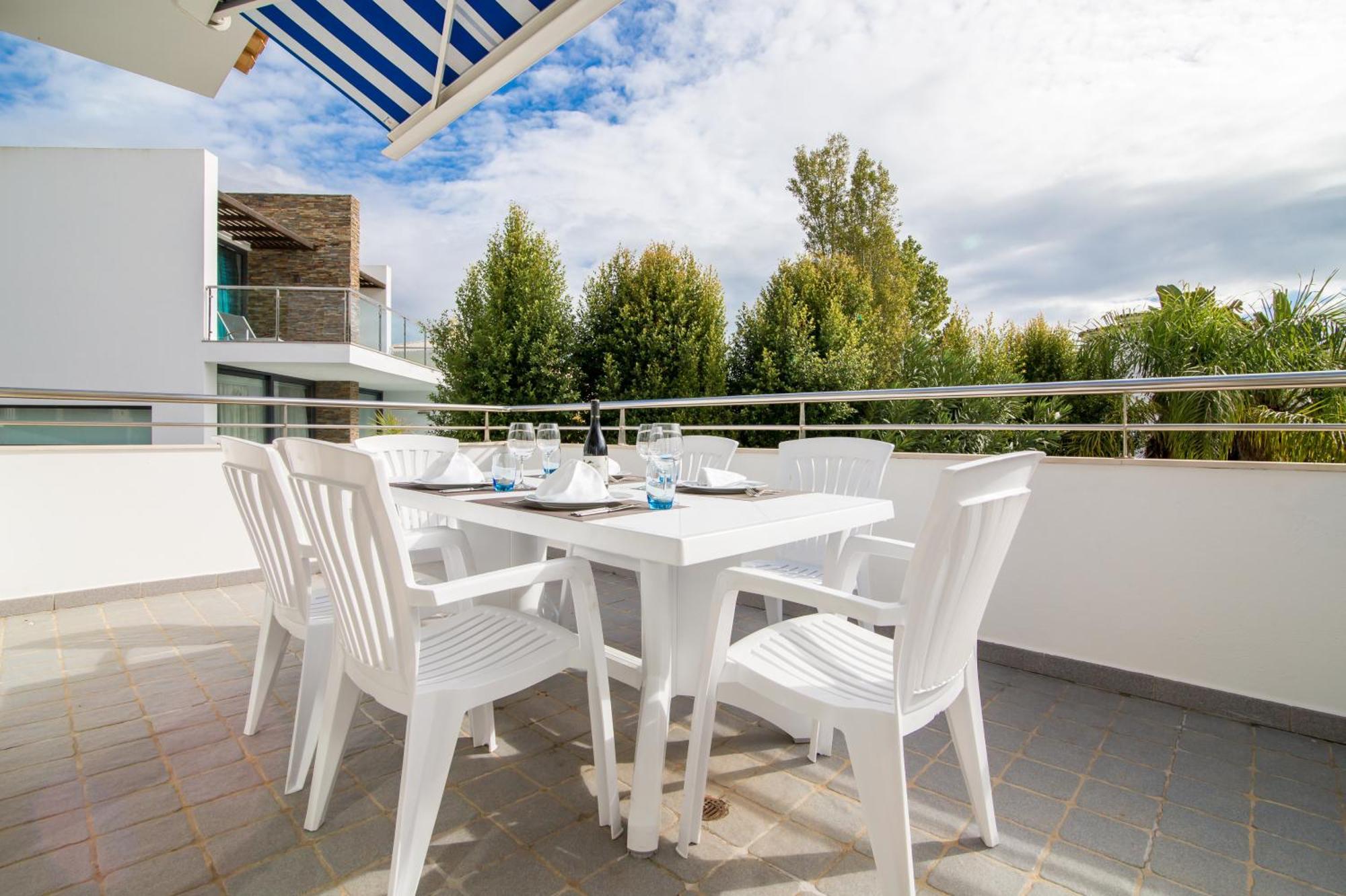Pine Tree Apartments - Praia Da Coelha - البوفيرا الغرفة الصورة